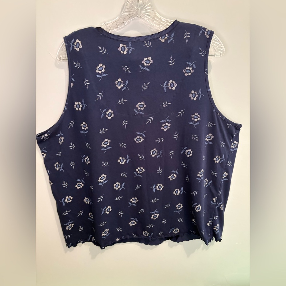 Fashion Bug Womenβs Size 22 / 24 Navy Sleeveless Blouse Floral Y2K Rose Satin - Picture 11 of 15
